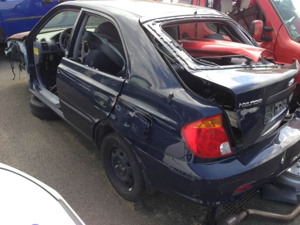 Hyundai Accent 1.4i 63kW - jen díly