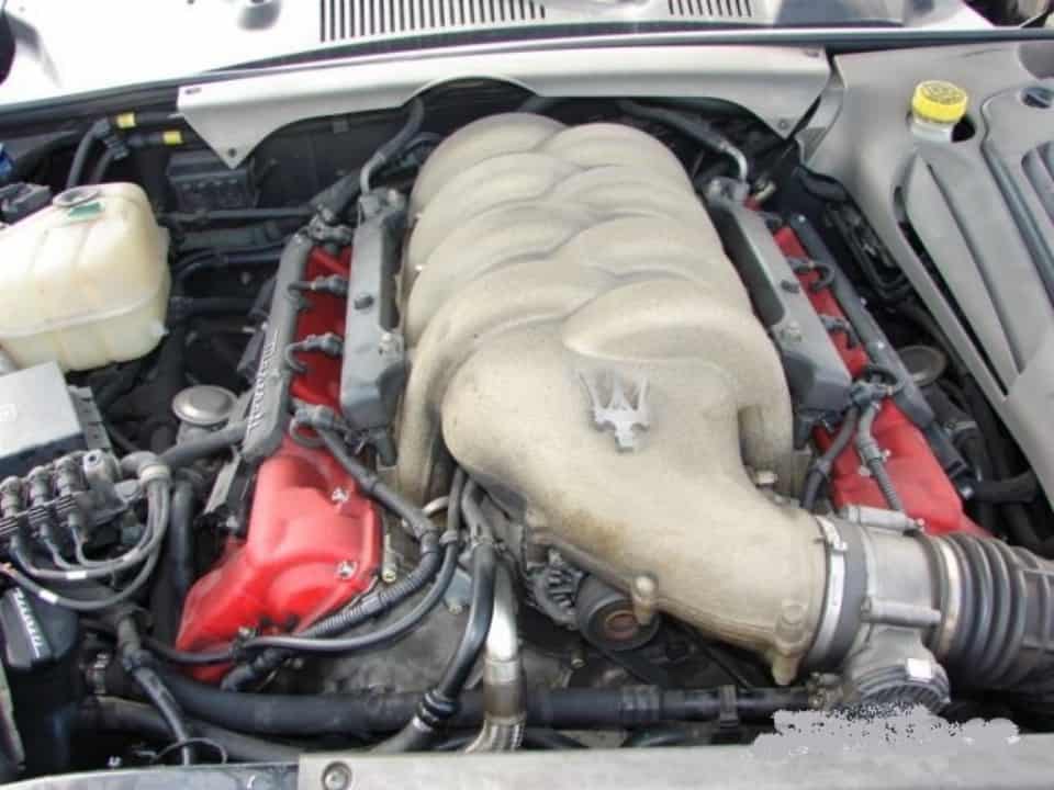 Maserati Coupe 4200 cambiocorsa