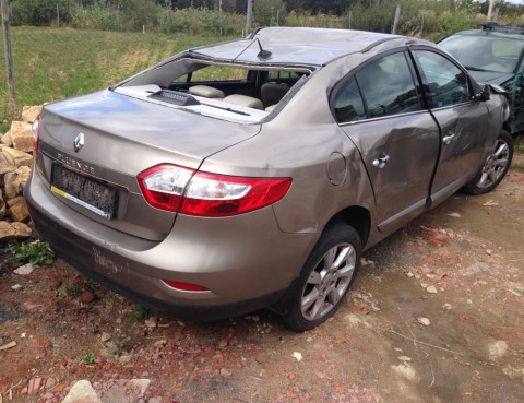 Renault Fluence 1