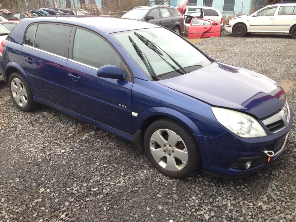 Opel Signum 1