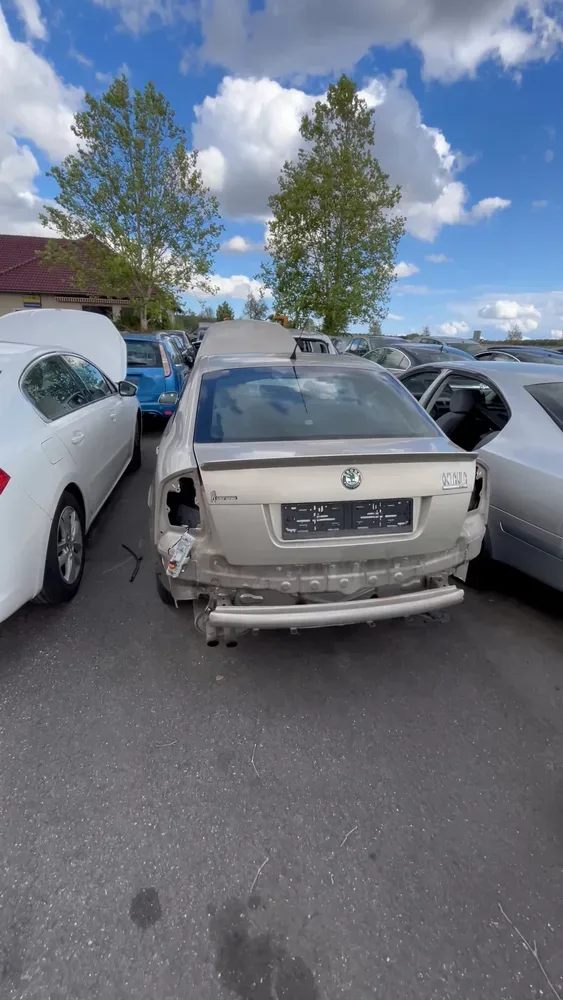Škoda Octavia II FSI — Celkový pohled zezadu
